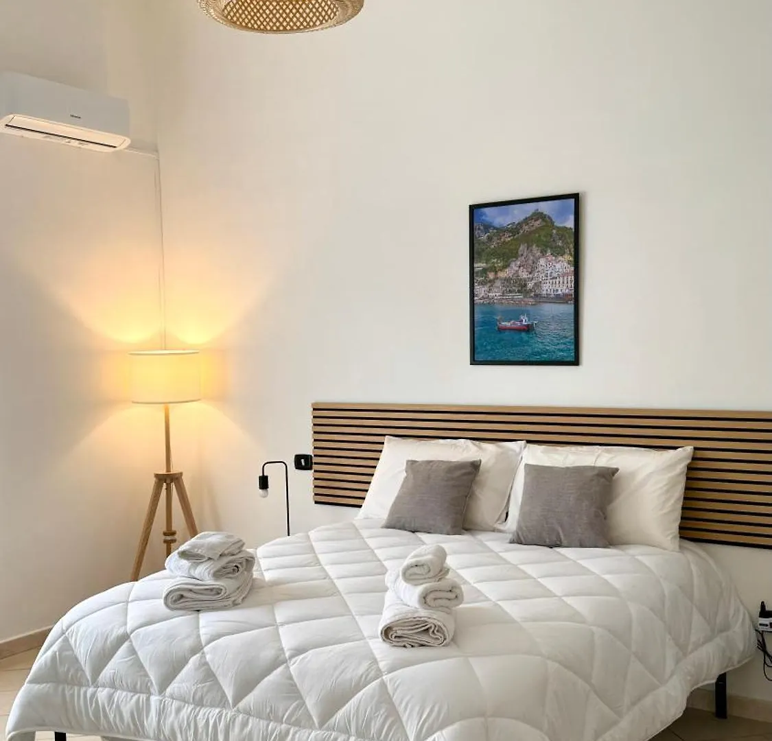 Cozy Central Apartment Napoli