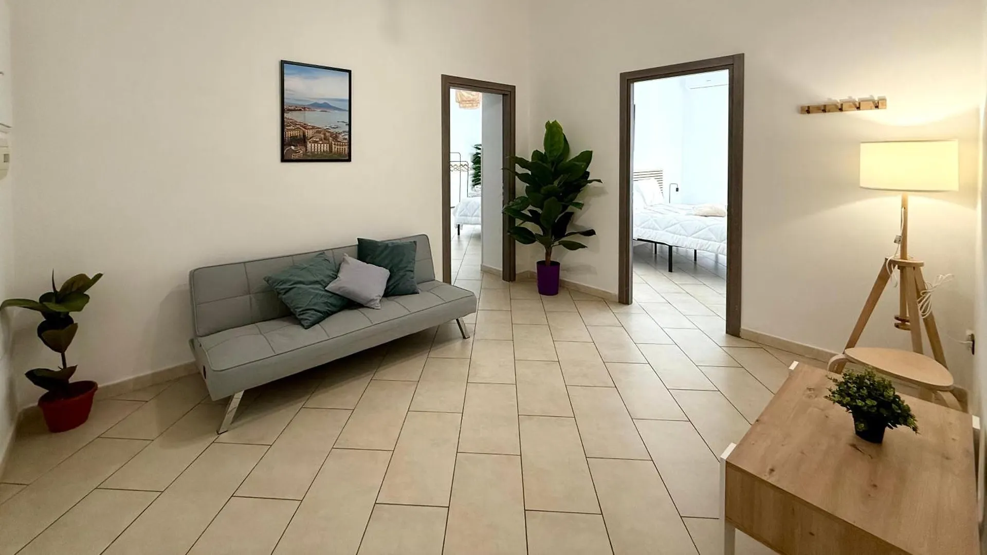 Cozy Central Apartment Napoli
