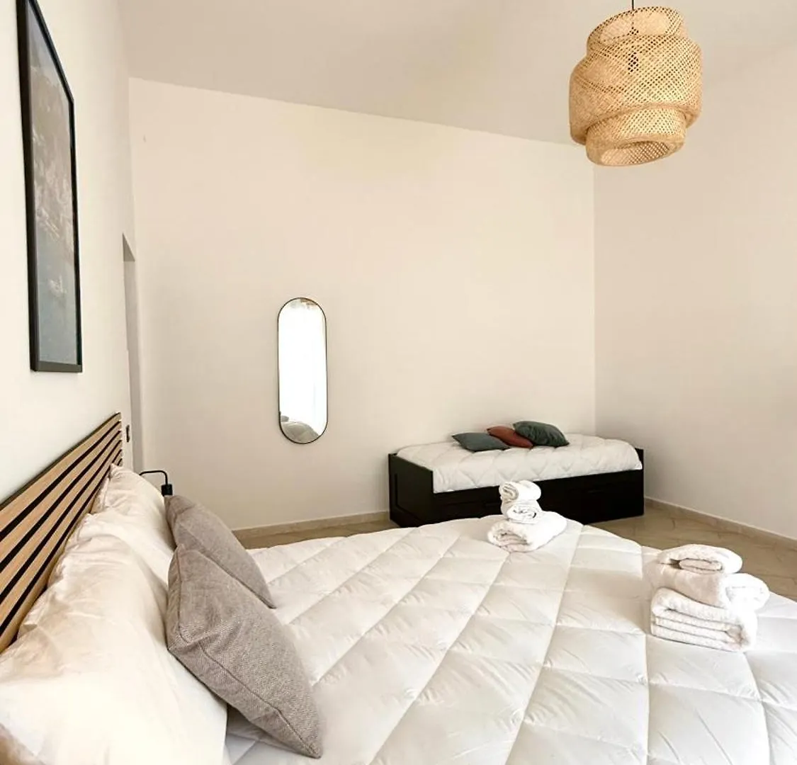 Cozy Central Apartment Napoli